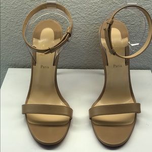 Christian a Louboutin Jonatina